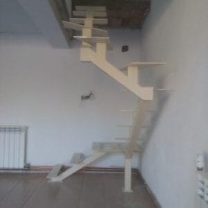 Scara metalica rezidentiala-Model 5
